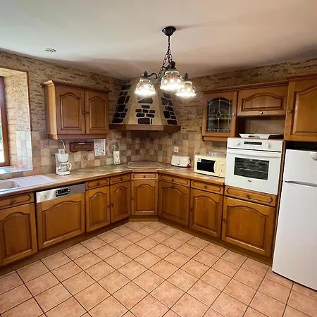 Les Normandes Nyaraló